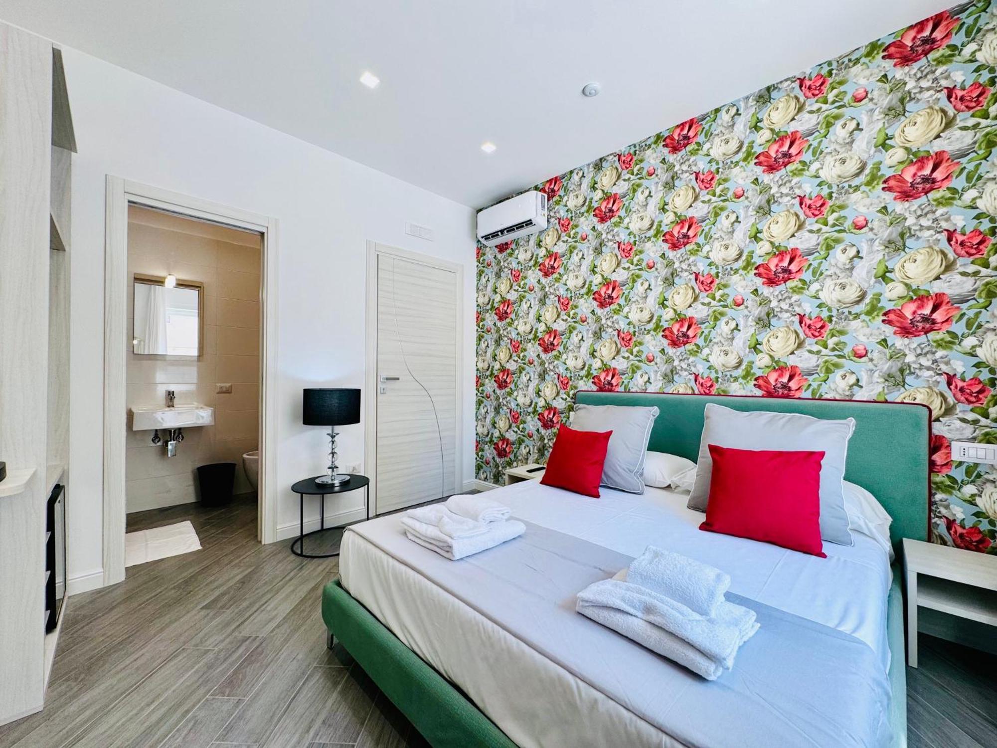סורנטו Yourhome - Santa Lucia Rooms מראה חיצוני תמונה